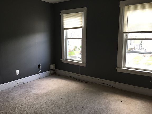 Additional Living Room