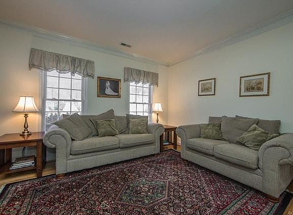 3rd image of 10417 Park Tree Pl