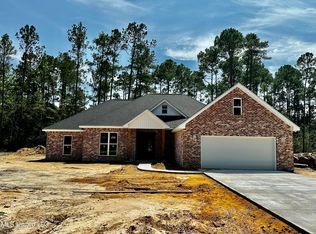 2108 Floral St, Moss Point, MS 39562
