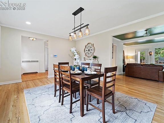 3rd image of 1621 Culebra Ave