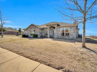 1520 Sunnydale Dr, Midlothian, TX 76065