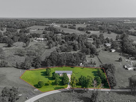 4th image of 2725 Goshen Rd