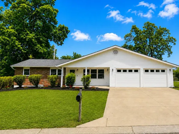 4507 Oak View Dr, Columbia, MO 65202