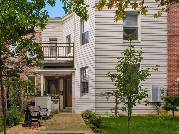 729 Kenyon St NW, Washington, DC 20010