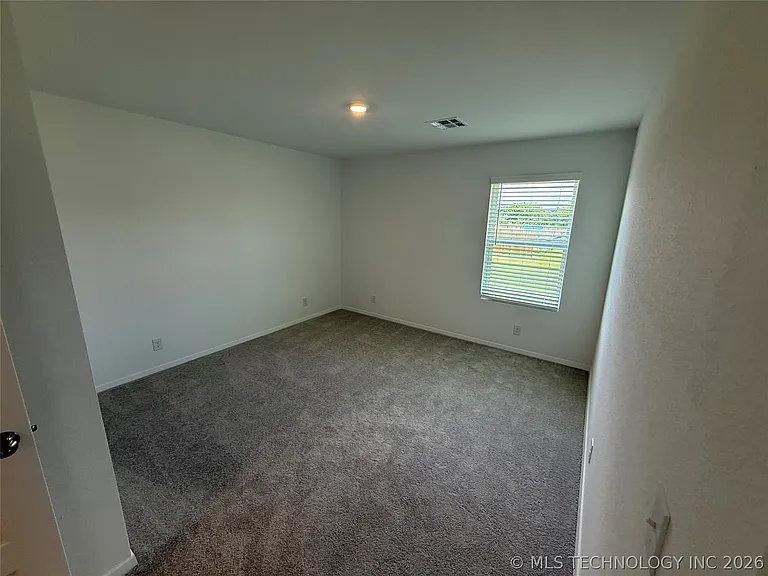 11822 S 279th East Ave — Photo 12