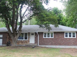 32 John St, Selkirk, NY 12158