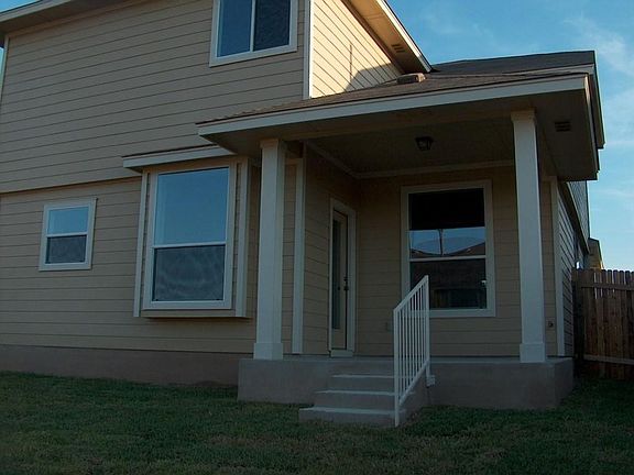 2nd image of 2206 Sweet Clover Dr