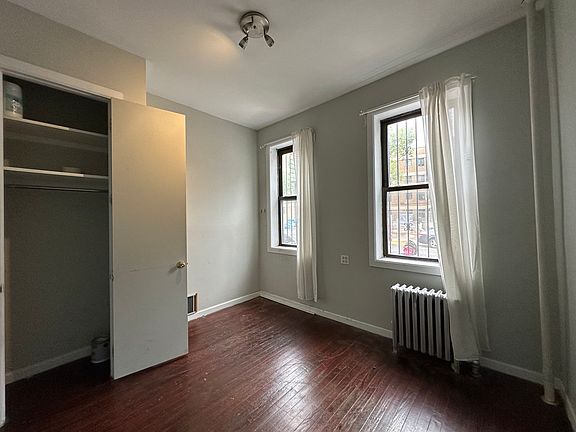 3rd image of 217 Maujer St #1A