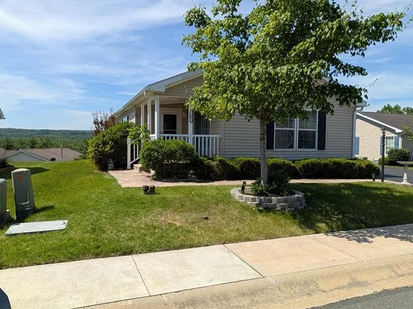 75 Westin Rd, Douglassville, PA 19518