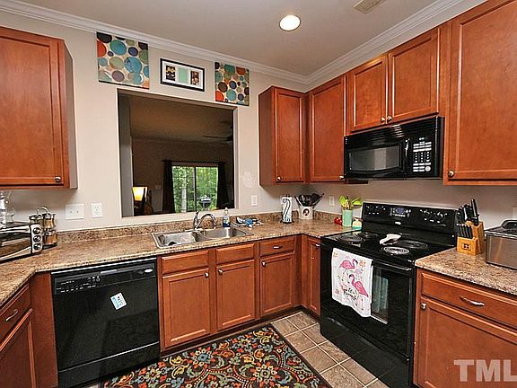 4th image of 650 Ganyard Farm Way Unit 31