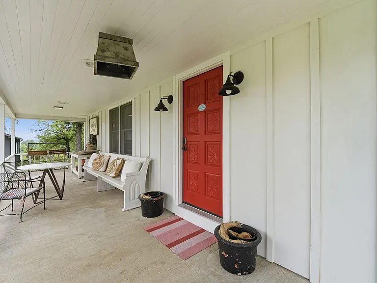 10200 Grandview Rd — Photo 38
