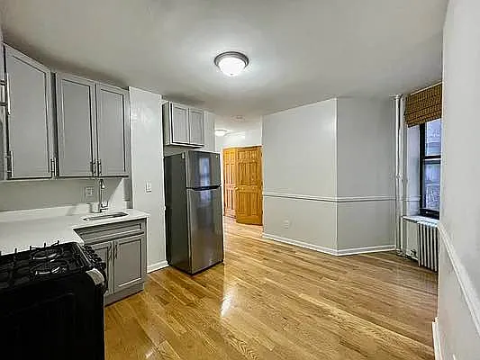 Rented by J PRESTON AND ASSOCIATES INC | media 6