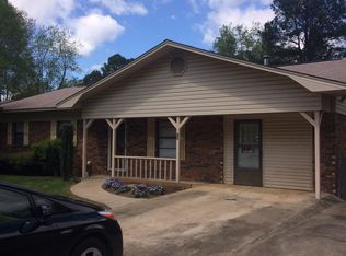 18 Woodlawn Dr, Conway, AR 72034