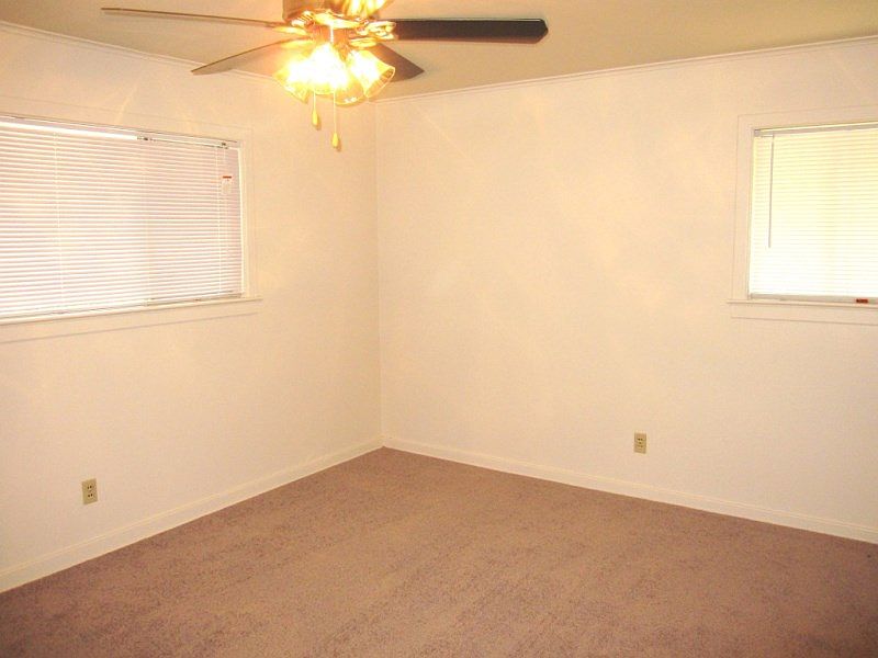 1st image of 1348 Southlawn Blvd