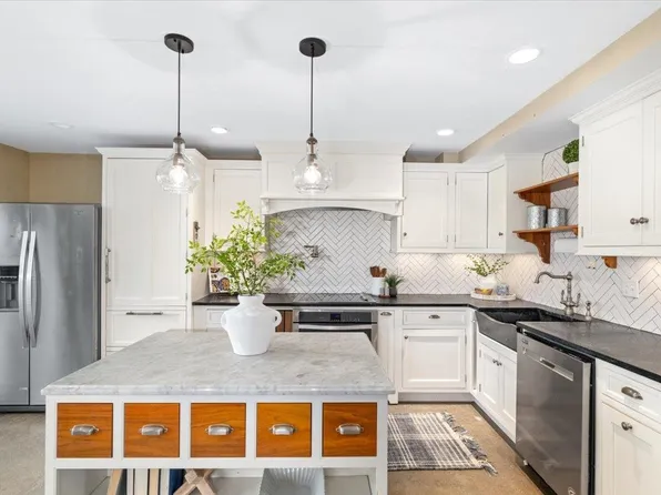 145 Island Path, Hampton, NH 03842