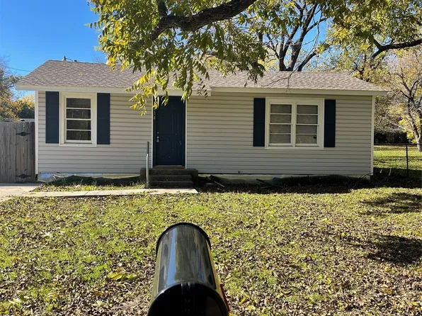 414 S 27th St, Corsicana, TX 75110