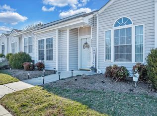 8209 Emerald Court Dr, Roanoke, VA 24019