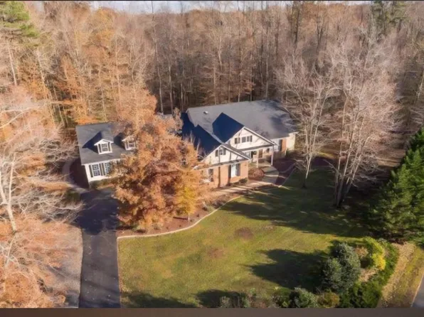 6050 Deepdeen Pl, Bryantown, MD 20617