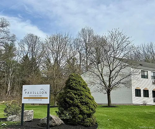 40 Scarborough Ln #A Photo 1