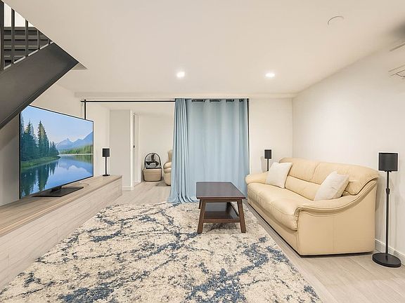 2nd image of 315 Bushwick Ave #1B