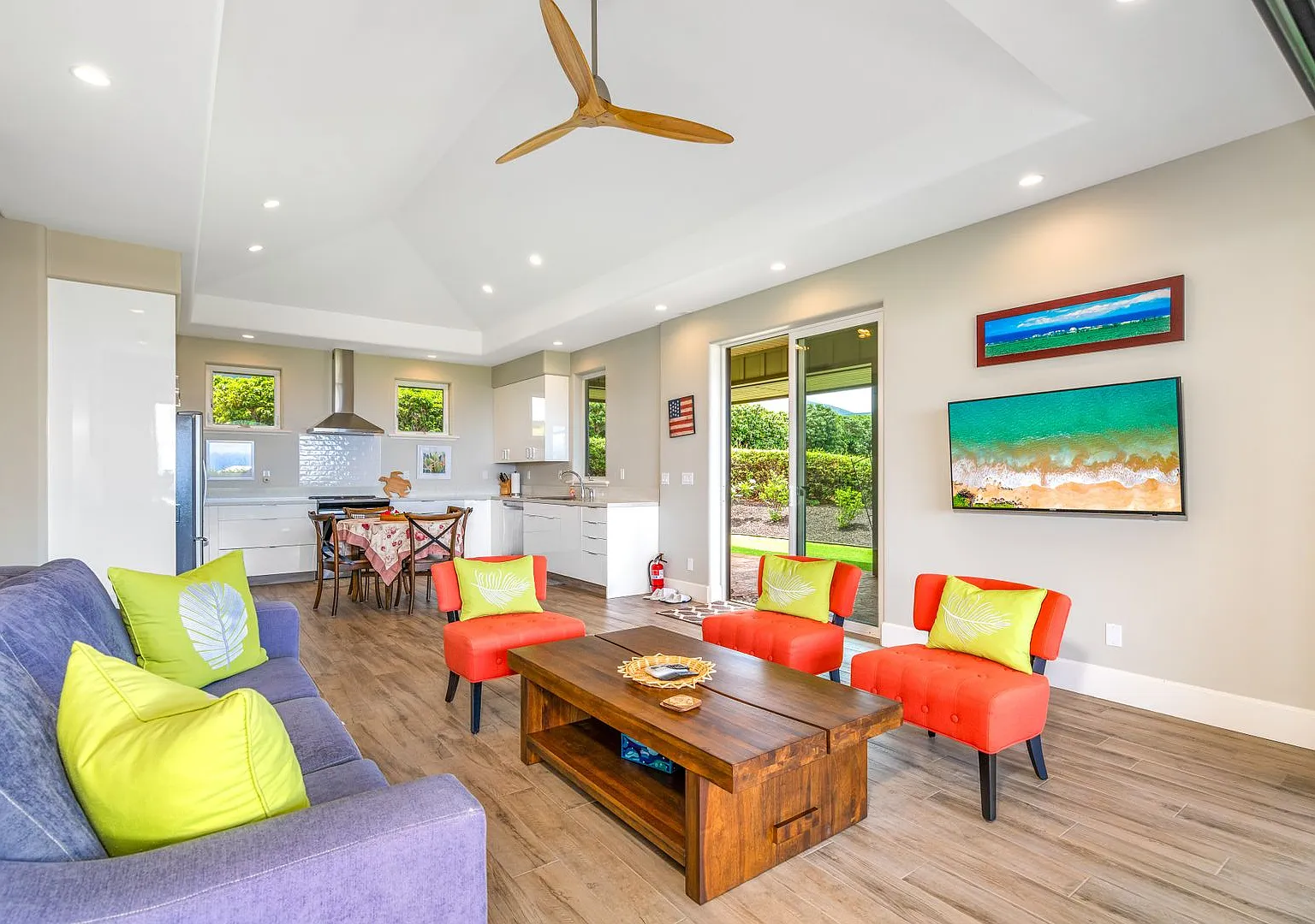 Stunning Single-Lever 2 Bed/ 2 Bath Home in Kaanapali Coffee Farms — Photo 4
