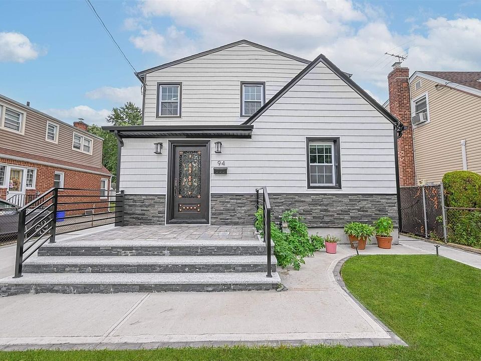 1st image of 94 Clarendon Drive