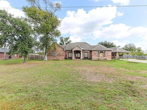2nd image of 1116 E Diamond Cir