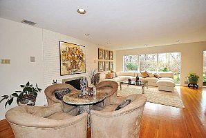 2nd image of 105 Dogwood Ave