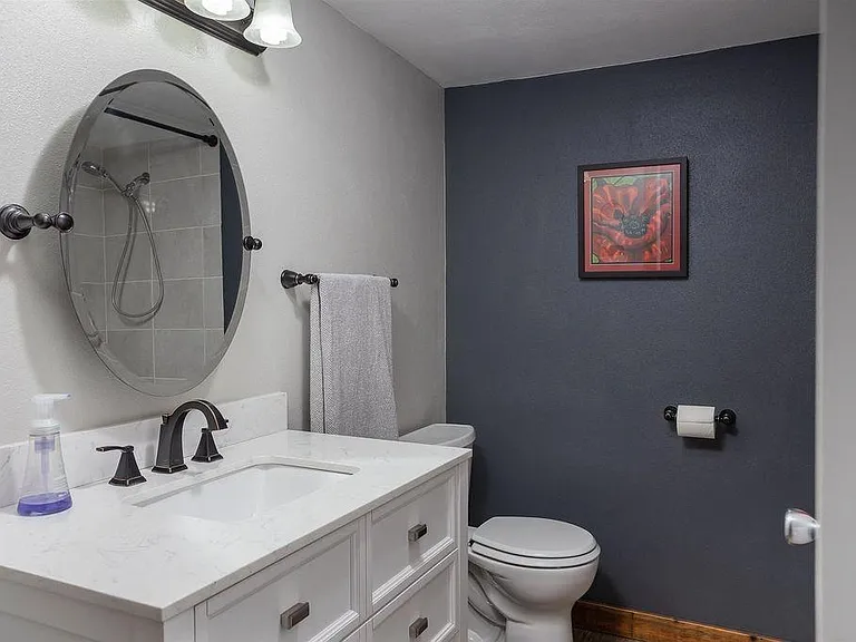 4804 N Walnut St #A — Photo 12