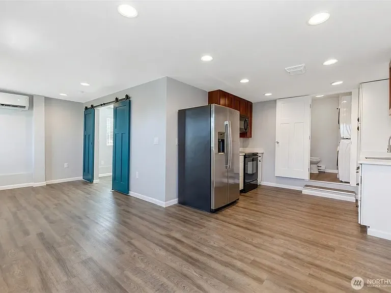 1102 N Sheridan Ave #A — Photo 4