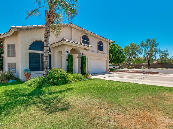 4th image of 6377 N 78th Dr