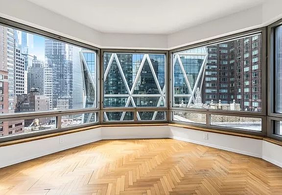 2nd image of 301 W 57th St APT 10G