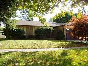 1st image of 40763 Crabtree Ln