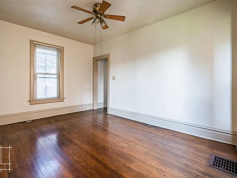 35 Lundy St. — Photo 18