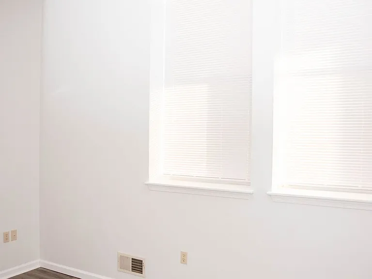 33 E Park St — Photo 17