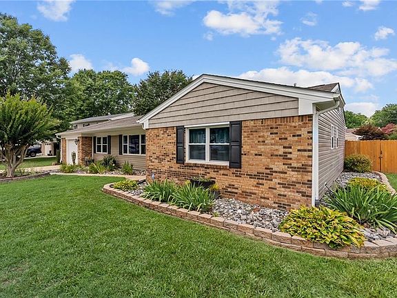 4th image of 5112 Clear Lake Cir