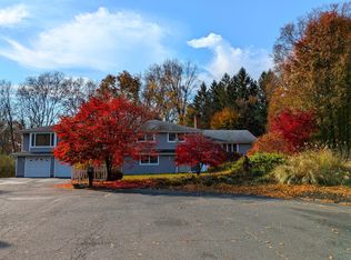 61 Sunnybrook Dr, Avon, CT 06001