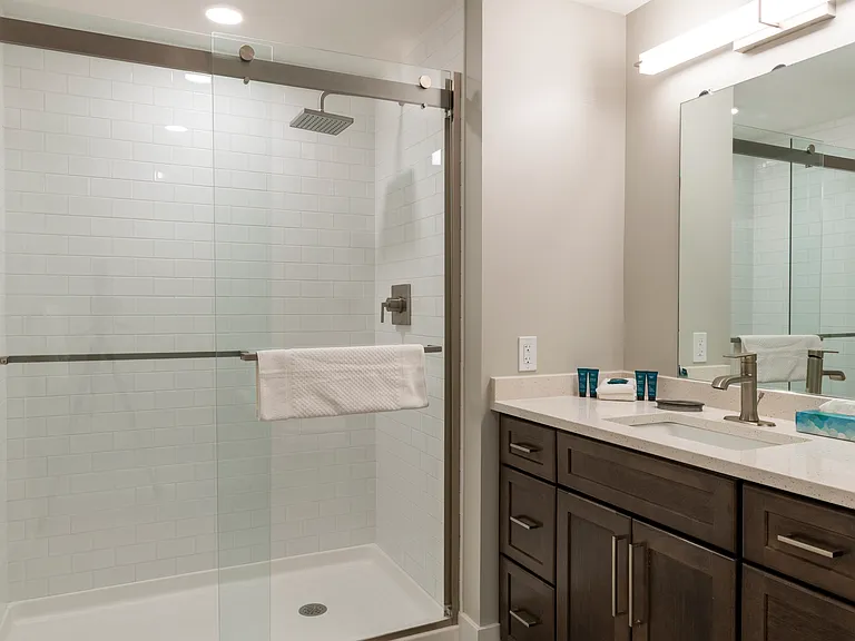 205 Lakeshore Dr #517 — Photo 15