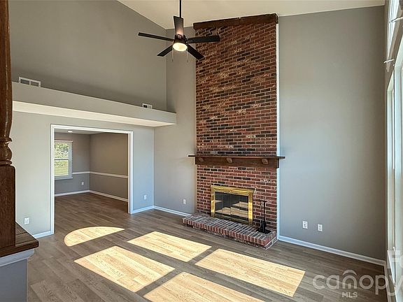 5th image of 7725 Batavia Ln