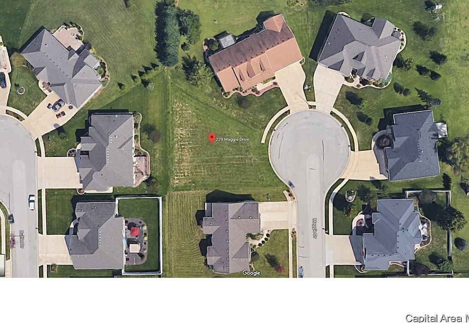 2nd image of 229 Maggie Dr