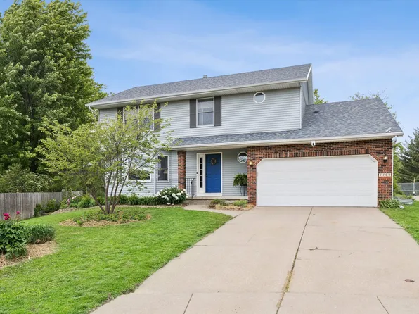 4403 W High Ct, Davenport, IA 52804