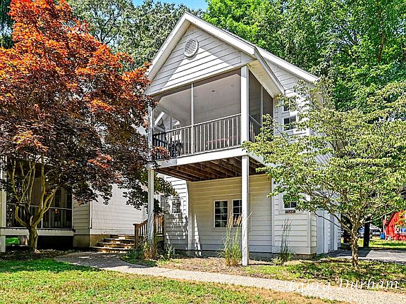 2nd image of 6925 2nd St