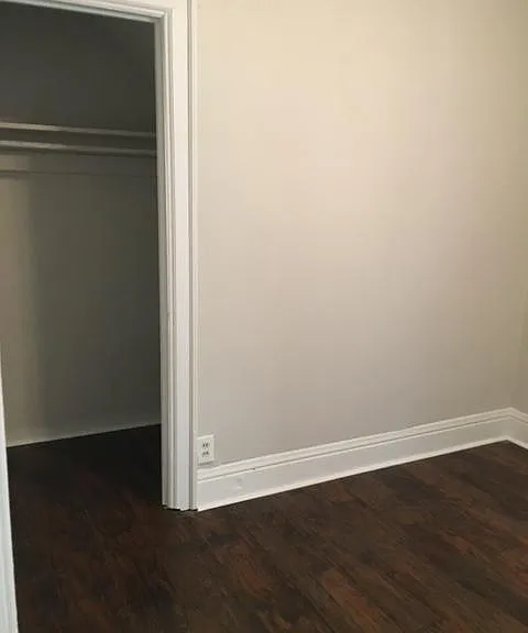712 Hopkins St — Photo 9
