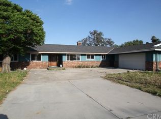 8979 Poplar Ave, Fontana, CA 92335