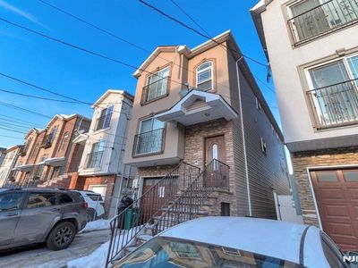 327 Park Street, Elizabeth, NJ, 07206