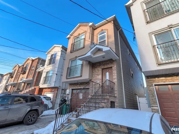 327 Park Street, Elizabeth, NJ 07206