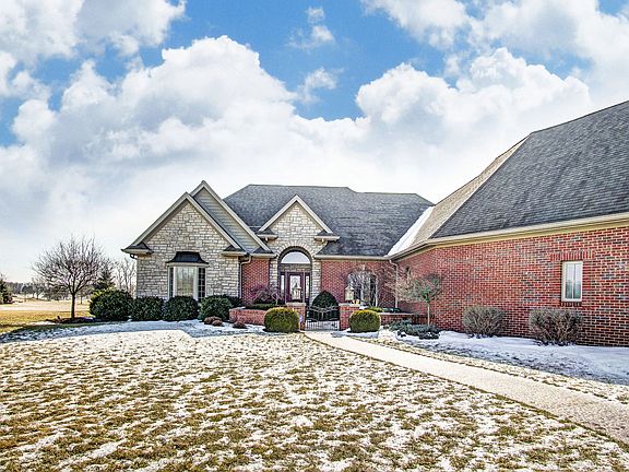 2nd image of 6019 Belle Terre Way