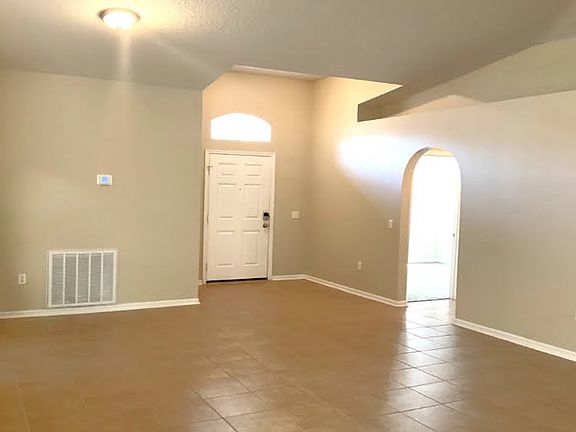 2nd image of 1605 Fitzgerald Dr #1