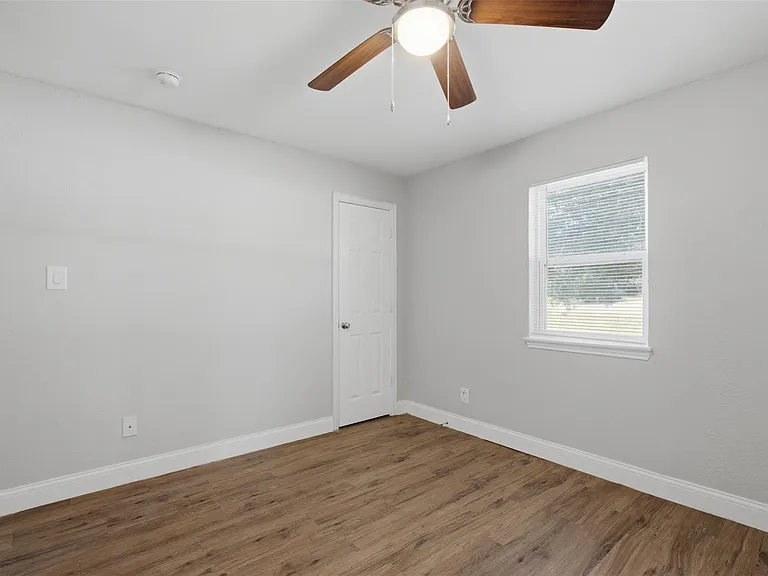 313 N Church St — Photo 24