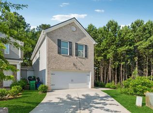 1062 Valley Rock Dr, Lithonia, GA